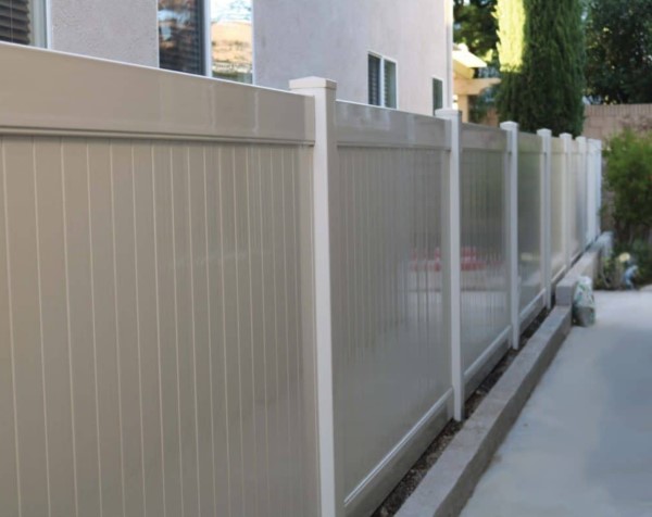 clôture occultation PVC Beige